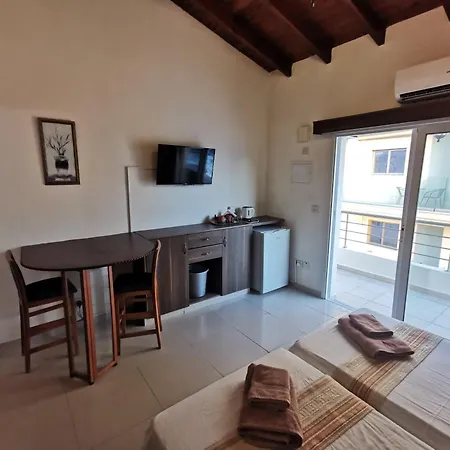 Apartment Downtown Larnaca