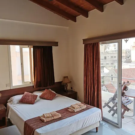 Downtown & Two-bedrooms Apartament