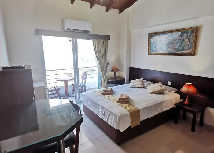 Downtown & Two-bedrooms *