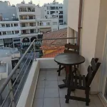 Downtown & Two-bedrooms דירה לרנקה