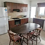 Διαμέρισμα Downtown & Two-bedrooms *