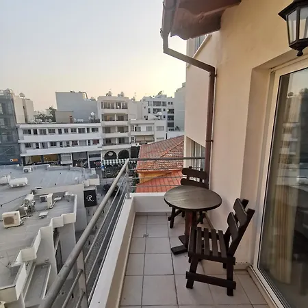 Downtown & Two-bedrooms *