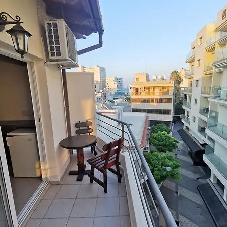 Apartment Downtown *