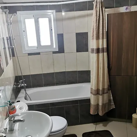 Daire Downtown & Two-bedrooms Larnaca