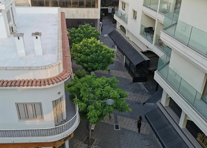 Downtown & Two-bedrooms * Ларнака