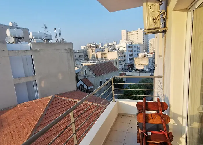 Downtown & Two-bedrooms Апартаменти