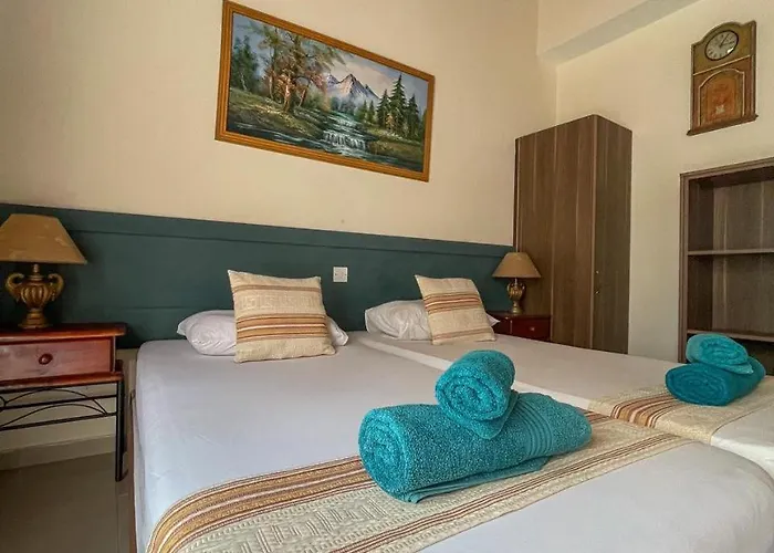 Downtown & Two-bedrooms Апартаменти