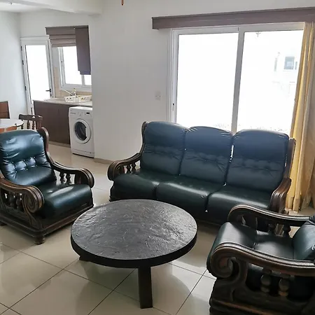 公寓 Downtown & Two-bedrooms 拉纳卡